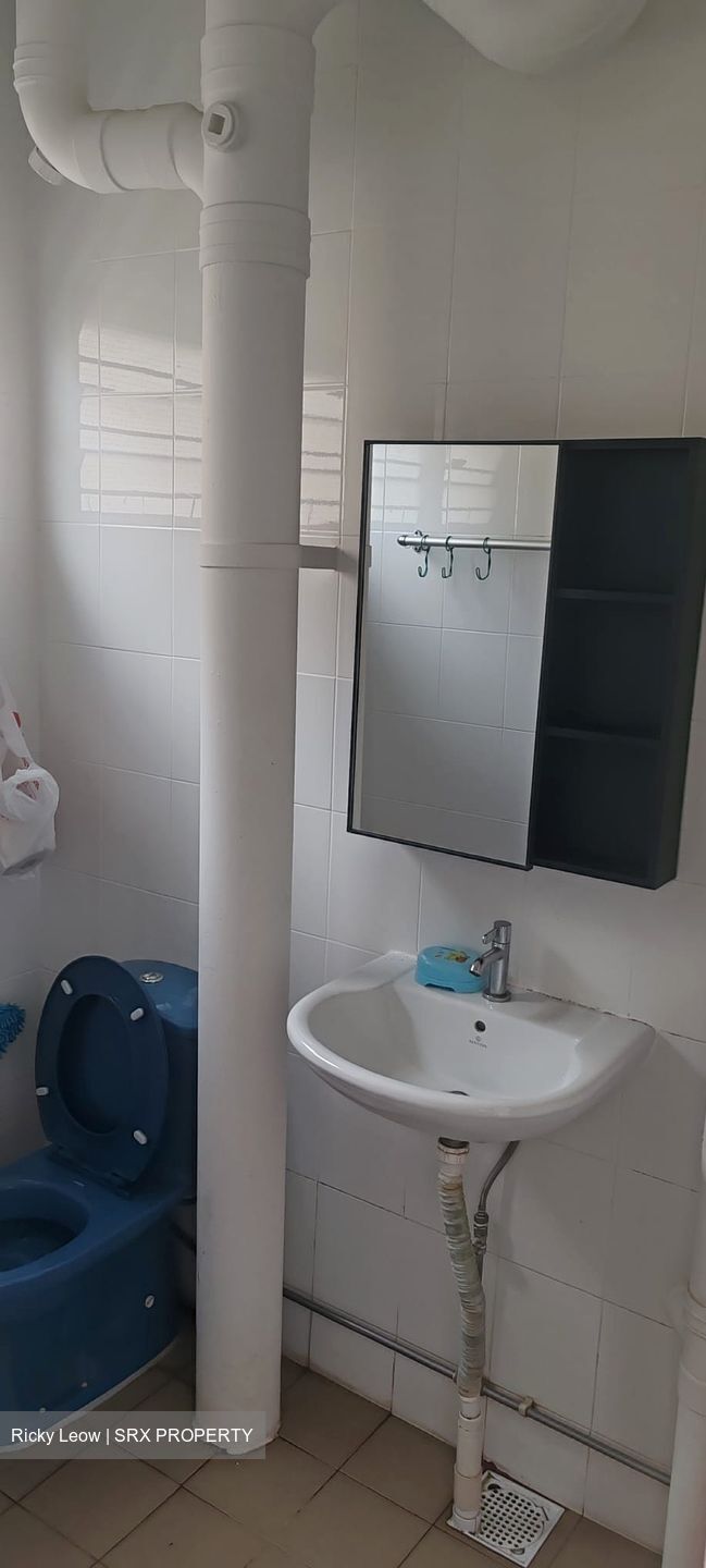 Blk 221 Tampines Street 24 (Tampines), HDB 4 Rooms #551444291